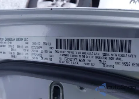 2010 Dodge Ram 1500 Slt/Sport/Trx z USA, uszkodzony, nr VIN 1D7RV1CT0AS140548